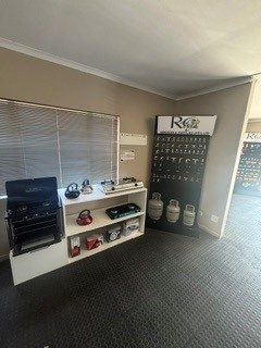 Ritter Gas showroom and office